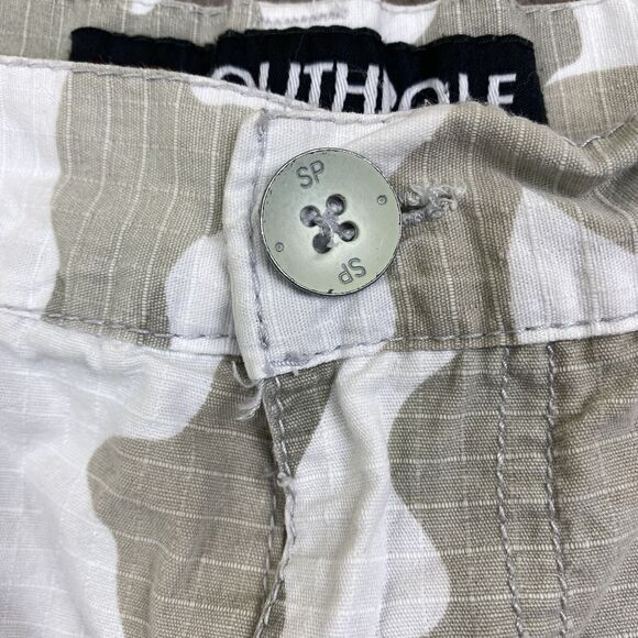 Southpole Camo Cargo Shorts Mens Size 30 Beige Ripstop Pockets Y2K - Picture 6 of 16